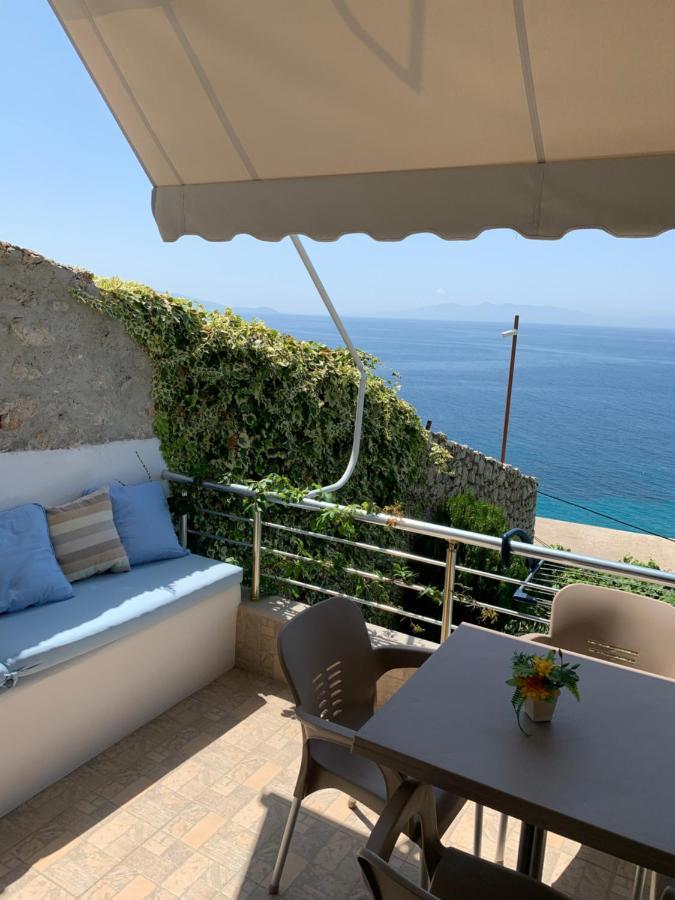 Blue Sea Apartments كيبارو المظهر الخارجي الصورة