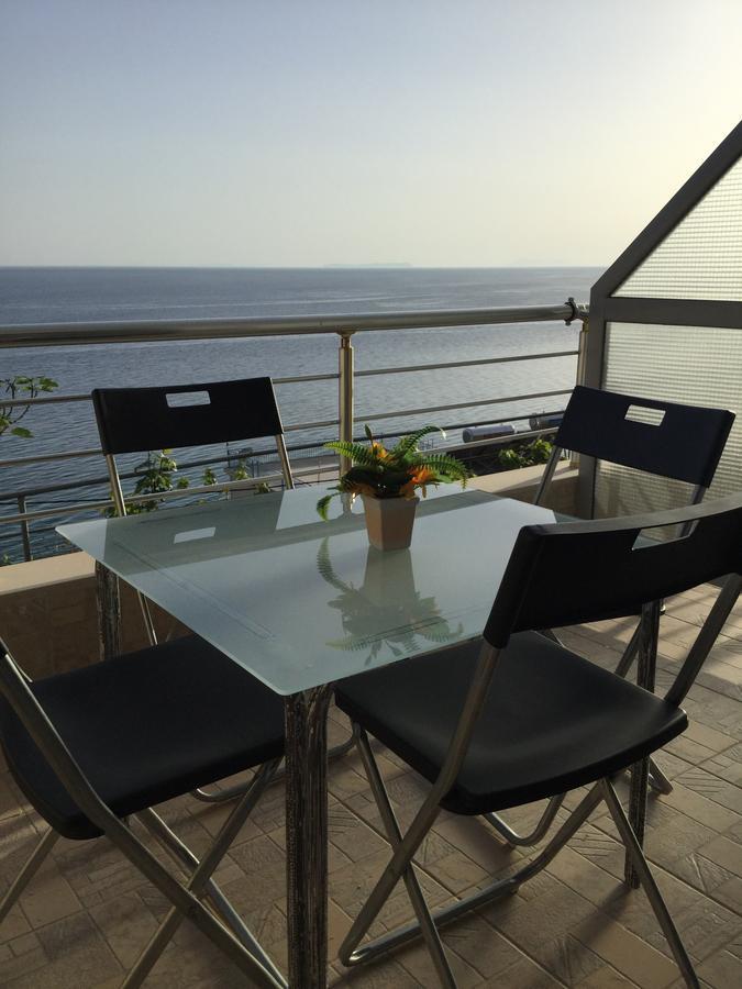 Blue Sea Apartments كيبارو المظهر الخارجي الصورة